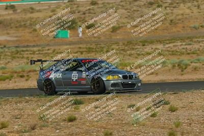 media/Jun-01-2025-CalClub SCCA (Sun) [[eae223c5dd]]/Group 2/Race 2/